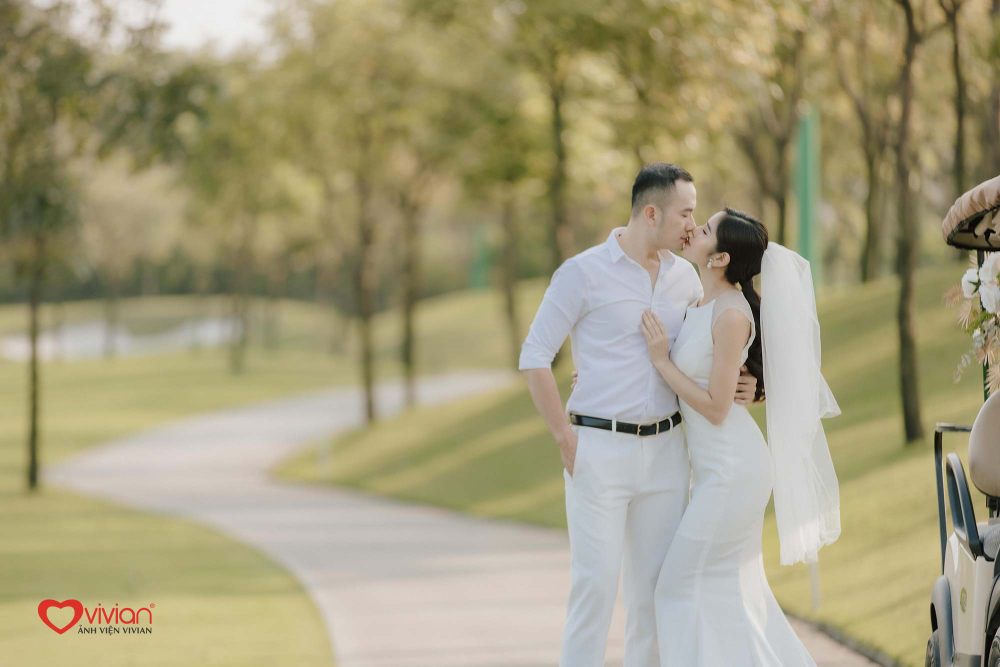 Album ảnh cưới lãng mạn của Dâu xinh - Rể đẹp tại sân golf