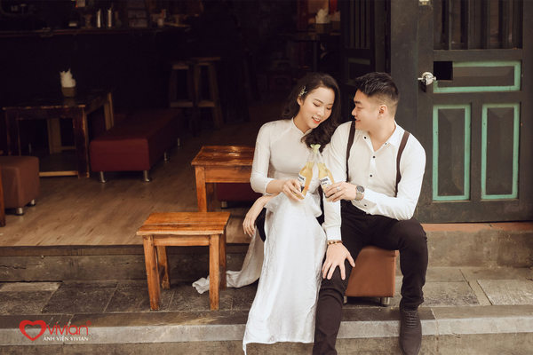 Góc chụp ảnh cưới tại phố Tạ Hiện của dâu rể Dương - Hùng